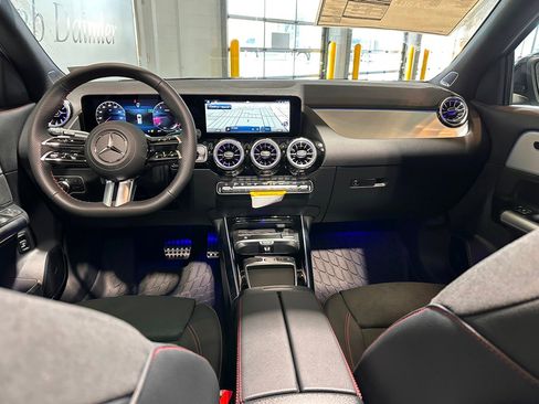 Certified 2025 Mercedes-Benz GLA 250 4MATIC image 6