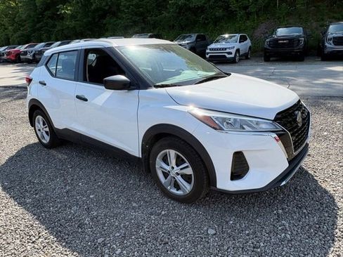 Used 2021 Nissan Kicks S FWD image 5