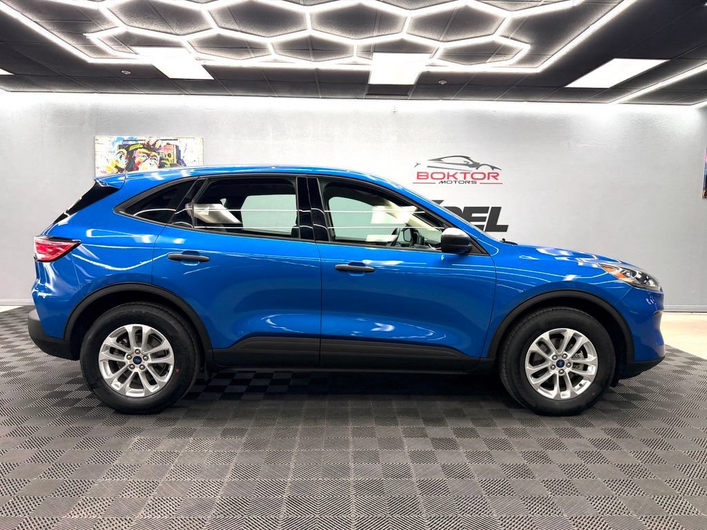 Used 2020 Ford Escape S AWD/4WD image 17