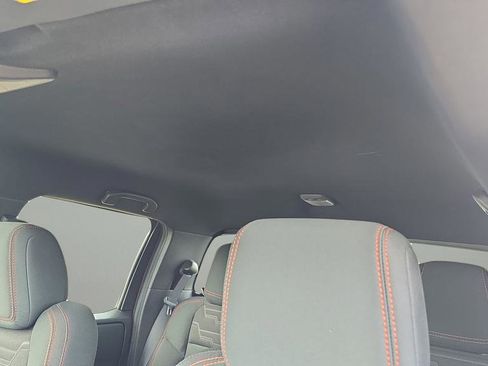 Used 2023 Nissan Frontier PRO-4X w/ Pro Convenience Package image 16