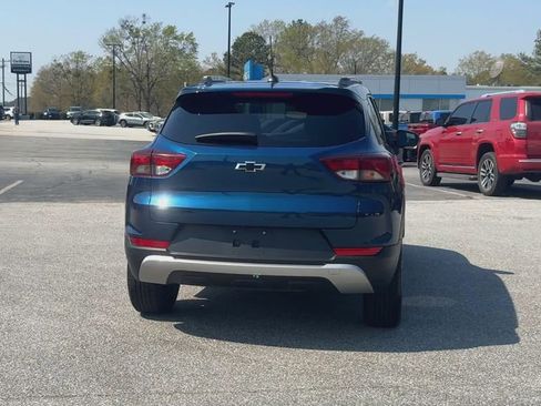 Certified 2021 Chevrolet TrailBlazer LT w/ LPO, Blackout Package image 8