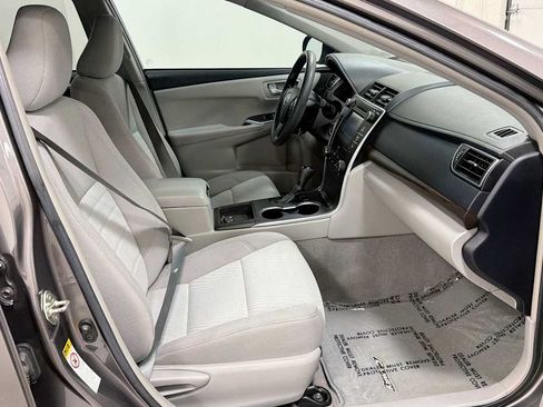 Certified 2016 Toyota Camry LE FWD image 28