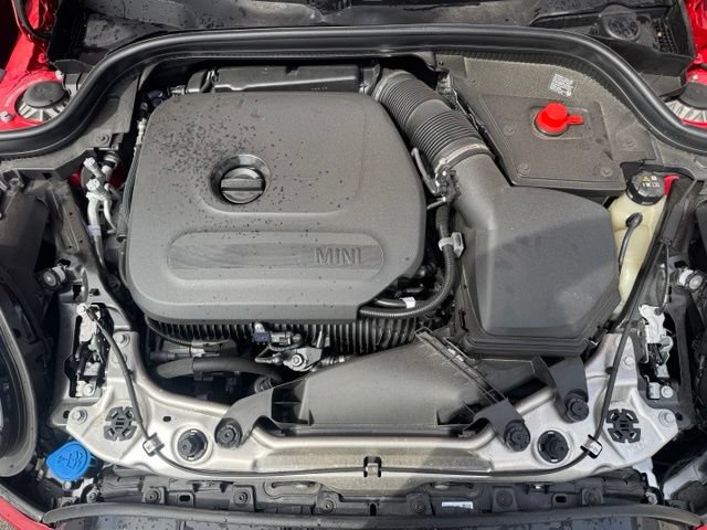 Used 2026 MINI Cooper 4-Door Hardtop FWD image 12