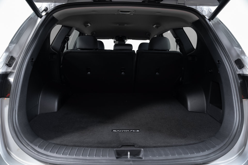 Used 2023 Hyundai Santa Fe SEL FWD image 36