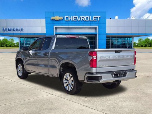 Used 2025 Chevrolet Silverado 1500 Custom RWD image 3
