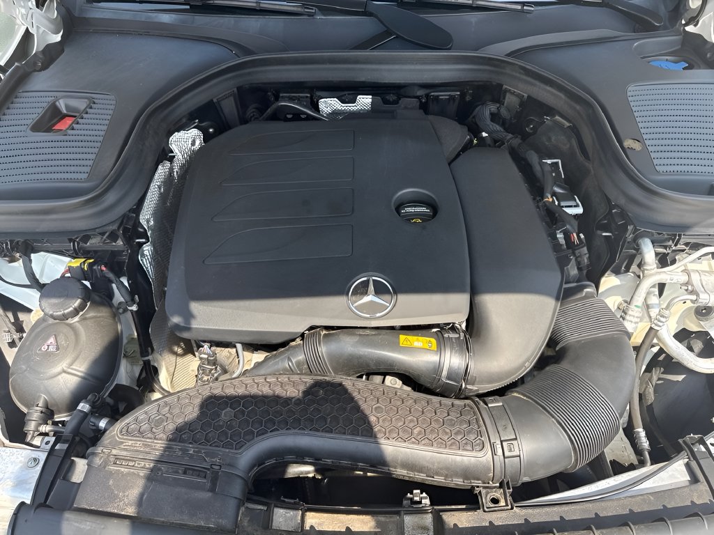 Used 2022 Mercedes-Benz GLC 300 4MATIC image 37