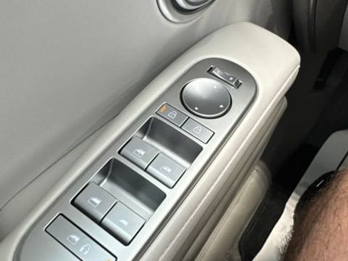 Used 2026 Hyundai Palisade SEL FWD image 21