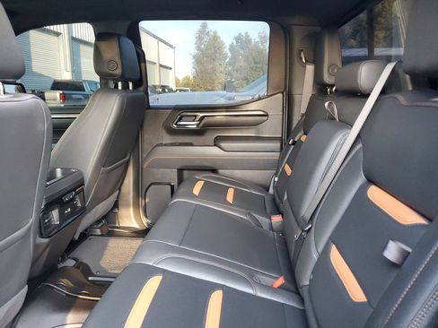 Used 2026 GMC Sierra 1500 AT4 w/ AT4 Premium Package AWD/4WD image 11