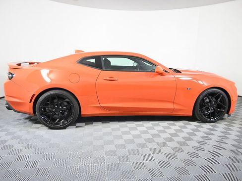 Used 2019 Chevrolet Camaro SS RWD image 7