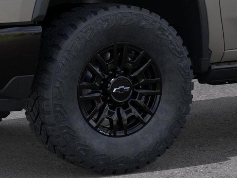 New 2026 Chevrolet Silverado 2500 ZR2 w/ LPO, Dark Essentials Package AWD/4WD image 9