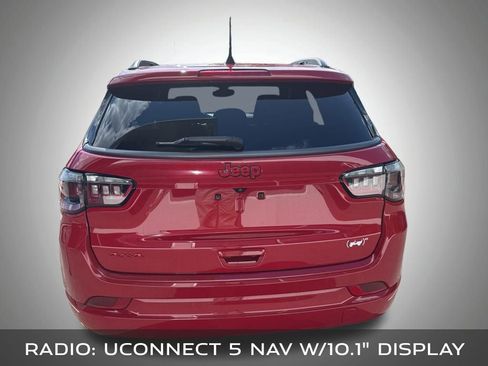 Used 2022 Jeep Compass Limited image 11