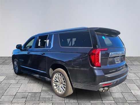Used 2023 GMC Yukon XL Denali image 5