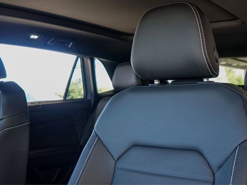 New 2026 Volkswagen Atlas Cross Sport SEL image 11