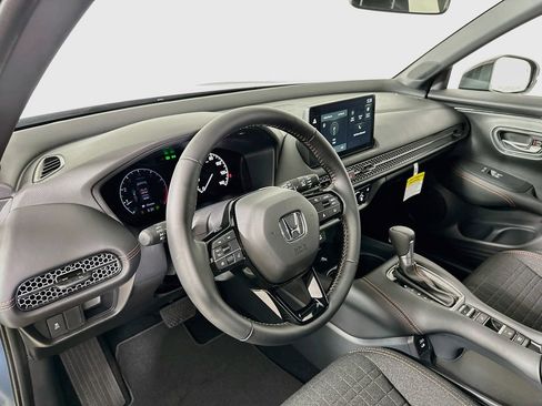 Used 2027 Honda HR-V Sport image 10