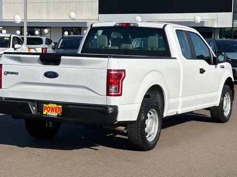 Used 2017 Ford F150 XL w/ Equipment Group 101A Mid image 4