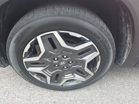 Used 2023 Hyundai Santa Fe Limited w/ Cargo Package image 10