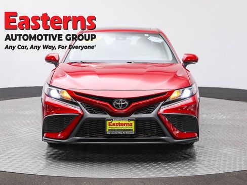 Used 2023 Toyota Camry SE w/ Cold Weather Package image 2