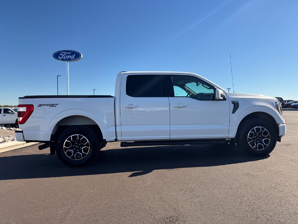 Used 2021 Ford F150 Lariat w/ Equipment Group 502A High AWD/4WD image 4