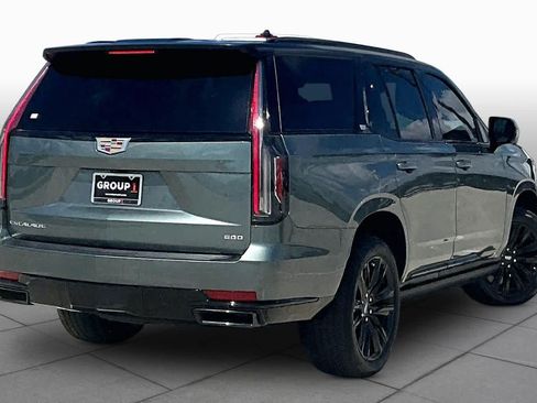 Used 2024 Cadillac Escalade Sport w/ Touring Package AWD/4WD image 12