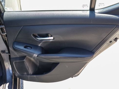 Used 2023 Nissan Sentra SV FWD image 19