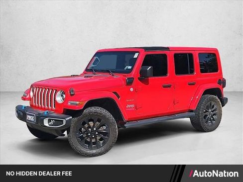 Used 2022 Jeep Wrangler Unlimited Sahara AWD/4WD image 1