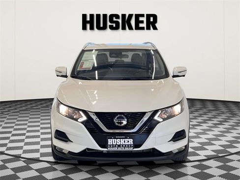 Used 2022 Nissan Rogue Sport SV w/ Technology Package image 3