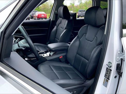 Used 2025 Kia Telluride EX AWD/4WD image 23
