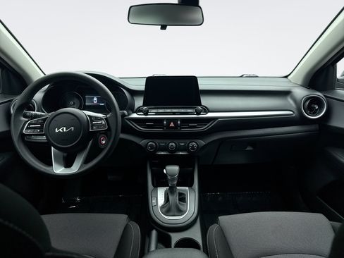 Used 2023 Kia Forte LXS w/ LXS Technology Package FWD image 14