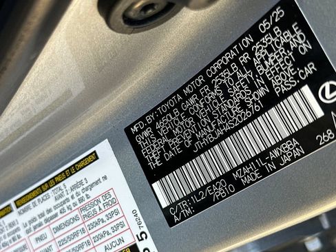 Used 2025 Lexus UX 300h FWD w/ Accessory Package (Z2) image 23