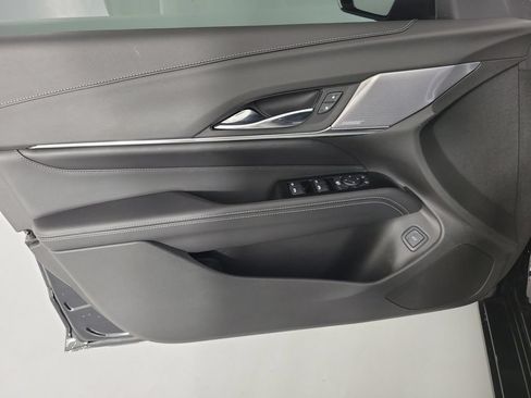 Used 2023 Cadillac CT4 Luxury w/ Sun And Sound Package RWD image 17