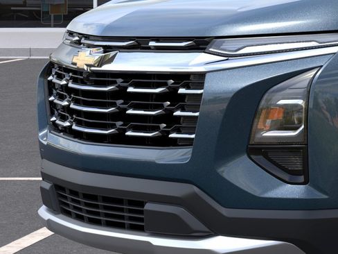New 2027 Chevrolet Equinox LT FWD image 13