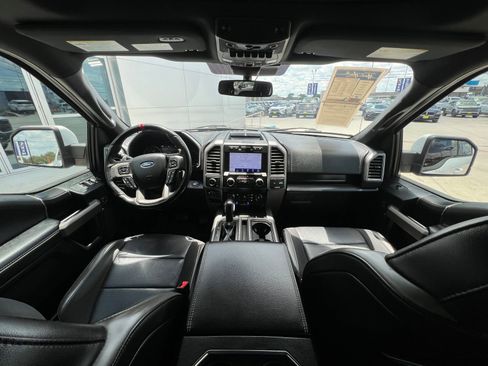 Used 2020 Ford F150 Raptor w/ Equipment Group 802A Luxury AWD/4WD image 18