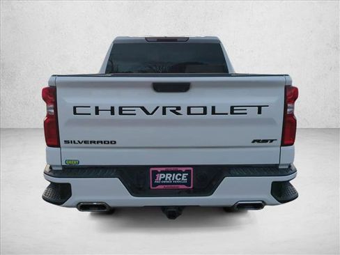 Used 2023 Chevrolet Silverado 1500 RST w/ Z71 Off-Road Package AWD/4WD image 7