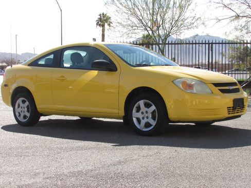 Used 2006 Chevrolet Cobalt LS FWD image 3