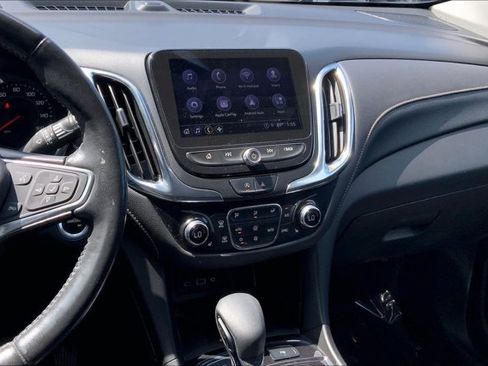 Used 2022 Chevrolet Equinox Premier AWD/4WD image 5