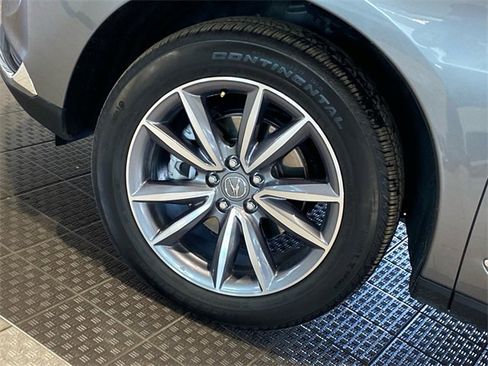 Certified 2024 Acura RDX w/ Technology Package image 9