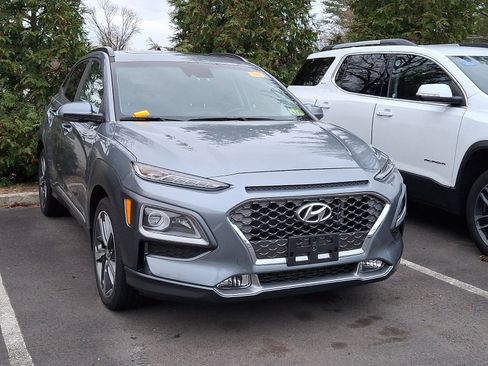 Used 2021 Hyundai Kona Limited w/ Cargo Package image 2