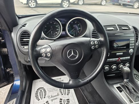 Used 2006 Mercedes-Benz SLK 350 image 13