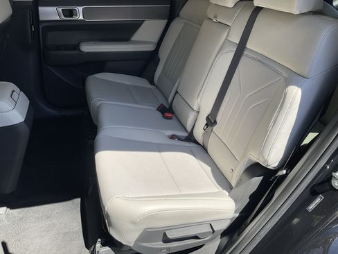 Used 2025 Hyundai Santa Fe SEL AWD/4WD image 37