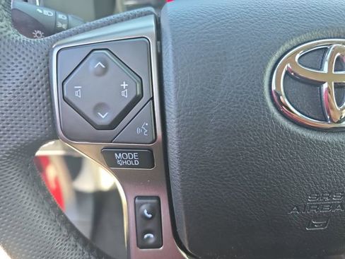 Used 2022 Toyota Tacoma SR5 image 16