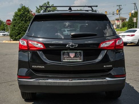Used 2018 Chevrolet Equinox Premier FWD image 6