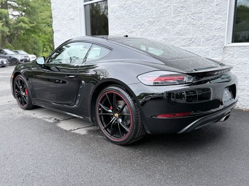 Used 2018 Porsche 718 Cayman RWD image 8