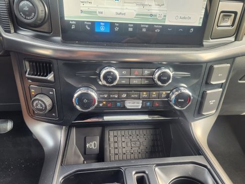 New 2025 Ford F150 Lariat w/ Equipment Group 502A High image 14