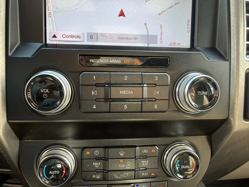 Used 2019 Ford F150 Limited AWD/4WD image 25