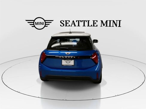 Certified 2025 MINI Cooper S image 10