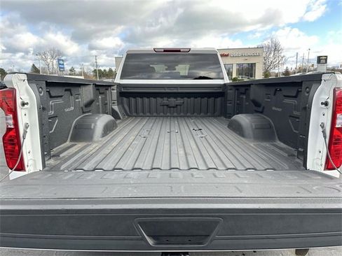 Used 2024 Chevrolet Silverado 3500 LT w/ Convenience Package image 24