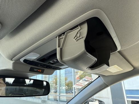 New 2025 Honda Accord SE image 28