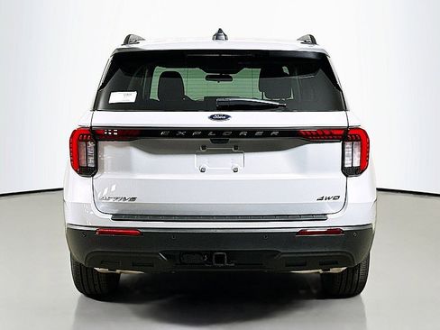 New 2026 Ford Explorer Active image 5