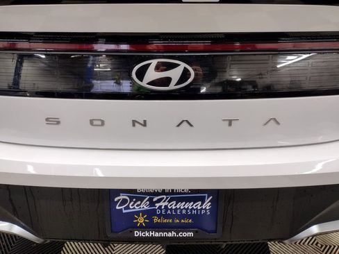 Used 2025 Hyundai Sonata SE FWD image 14
