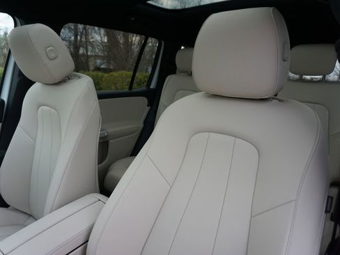 New 2026 Mercedes-Benz GLB 250 GLB 250 image 11